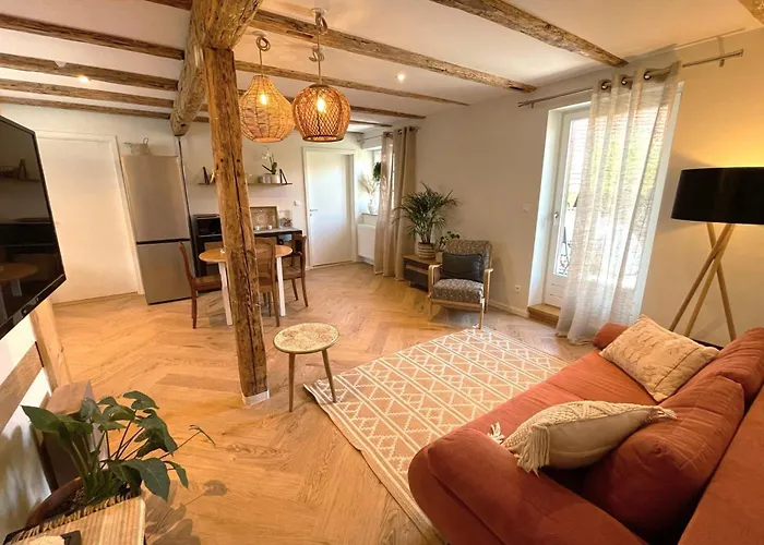 Le Murier In The Heart Of A *